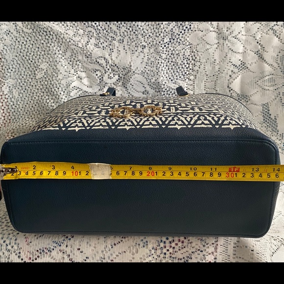 USED WONDER TOTE BAG - Picture 14 of 16